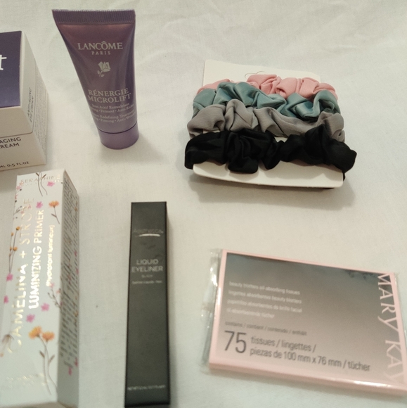 Beauty Bundle - Picture 6 of 6